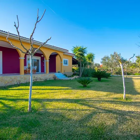 Vakantiehuis Loukas Áyios Kírikos