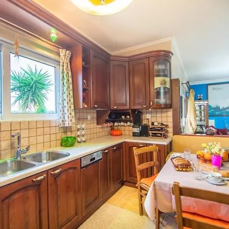 Holiday home Loukas