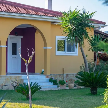 Holiday home Loukas *